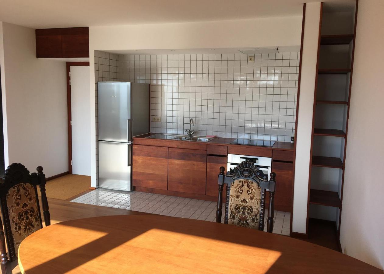 1 Chambre Meublé Et Terrasse à 10 Min Du Centre De Bruselas