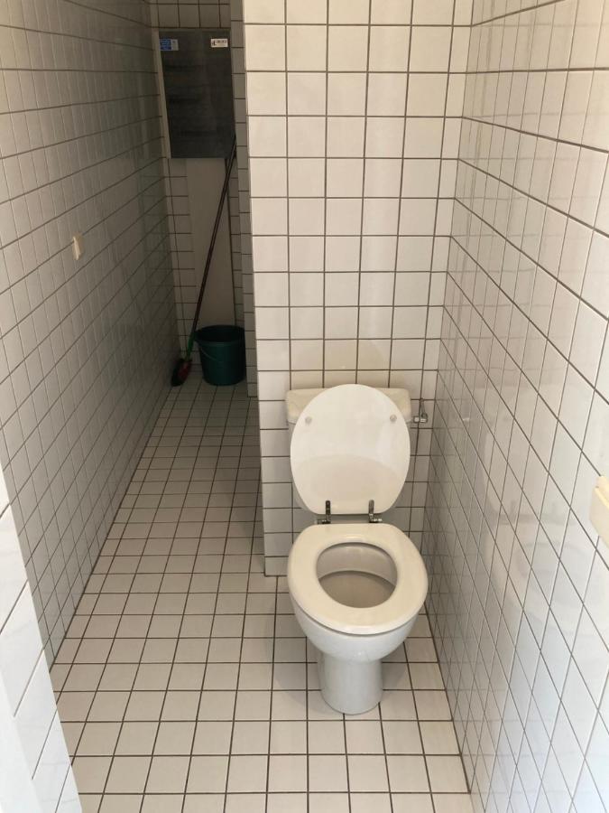 1 Chambre Meublé Et Terrasse à 10 Min Du Centre De Appartement