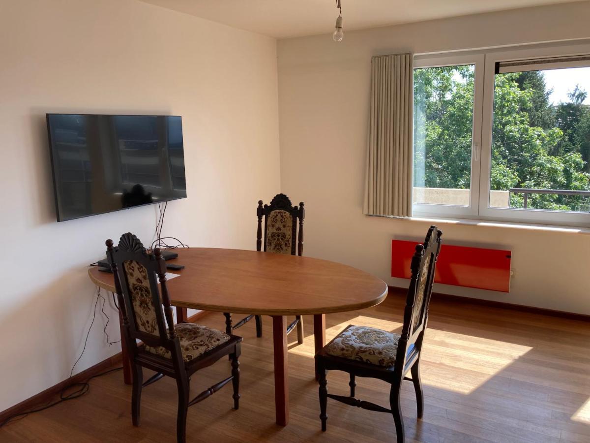 1 Chambre Meublé Et Terrasse à 10 Min Du Centre De Appartement Bruxelles